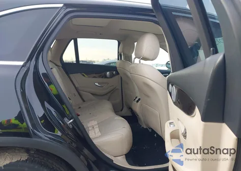 2018 Mercedes-Benz Glc 300 4Matic from USA, damaged, VIN WDC0G4KB2JV045649